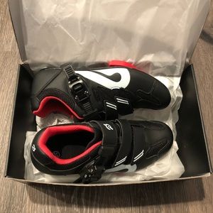 Peloton cycling shoes